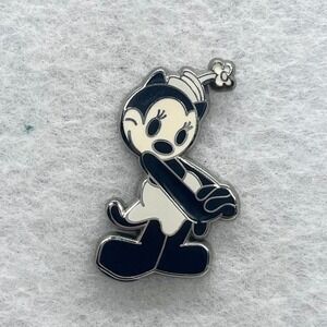 🔮 5/$25 Classic Disney Ortensia Pin